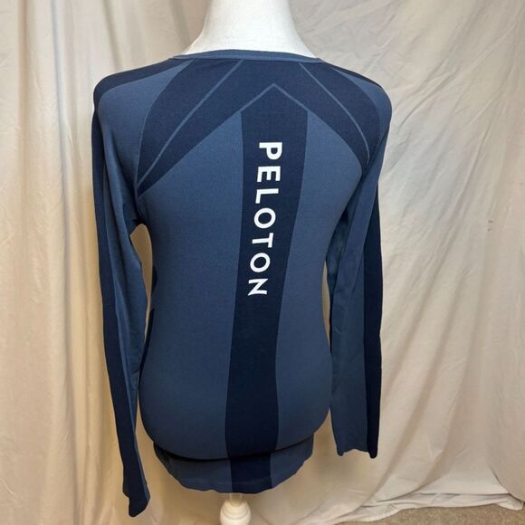 Peloton Blue Seamless Stretch Long Sleeve Athletic Top Womens Runner Biking - Picture 4 of 7